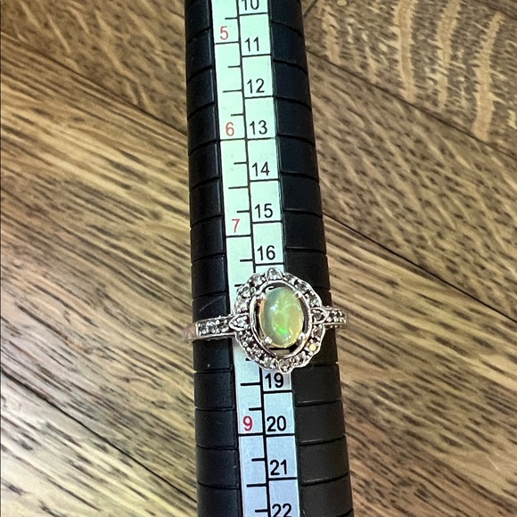 Opal and sliver Jewelry Set - Picture 3 of 7